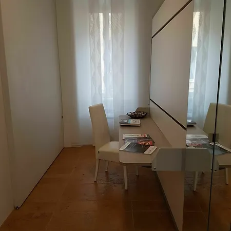 Apartment Apollo Colosseo Rom