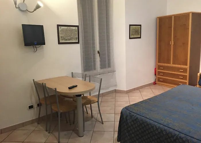 公寓 阿波罗斗兽场公寓 *